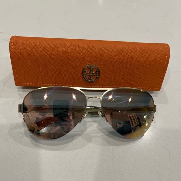 EUC Tory Burch Gold-Tone Mirrored Sunglasses - TY6048 - Picture 6 of 11